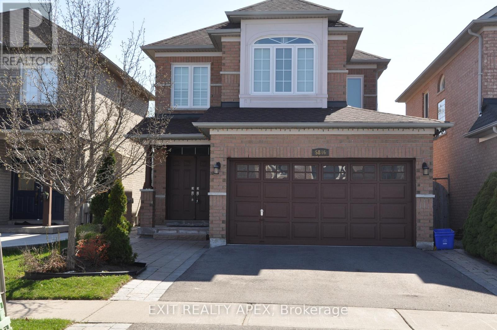 5846 Terrapark Trail W, Mississauga, Ontario  L5M 6S1 - Photo 2 - W12178881