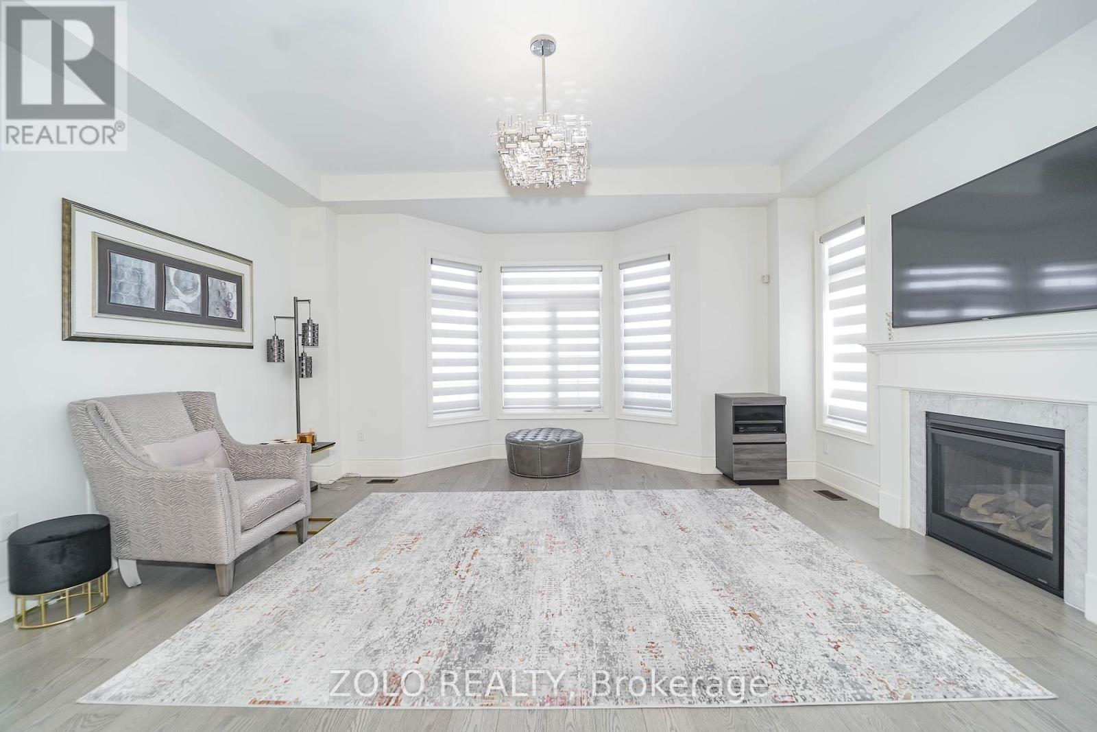 1 Penlea Gate, Brampton, Ontario  L6P 4M7 - Photo 10 - W12178914