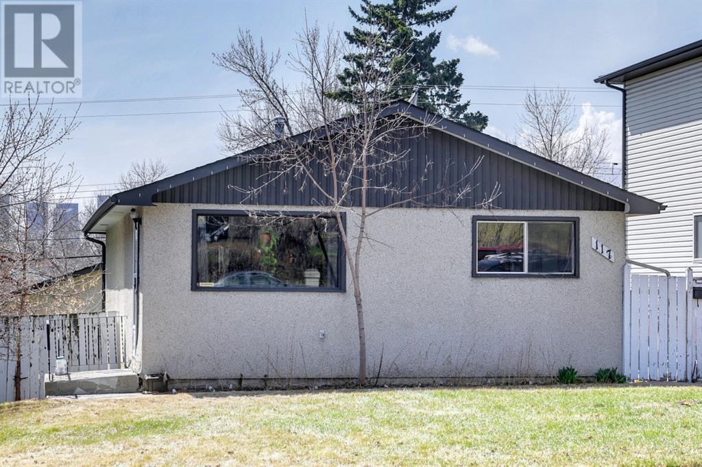 Property at 117 31 Avenue NW image 1