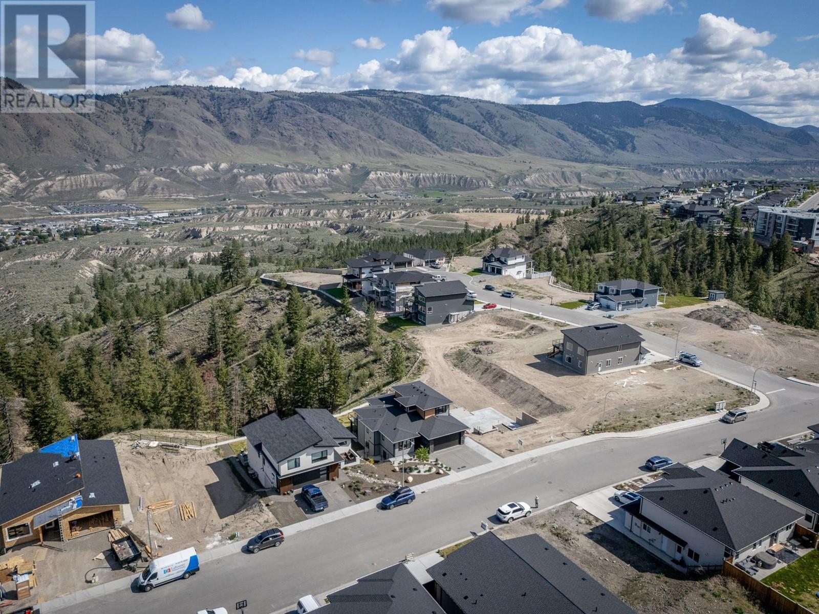 2162 GALORE Crescent, Kamloops, BC V2E0E4