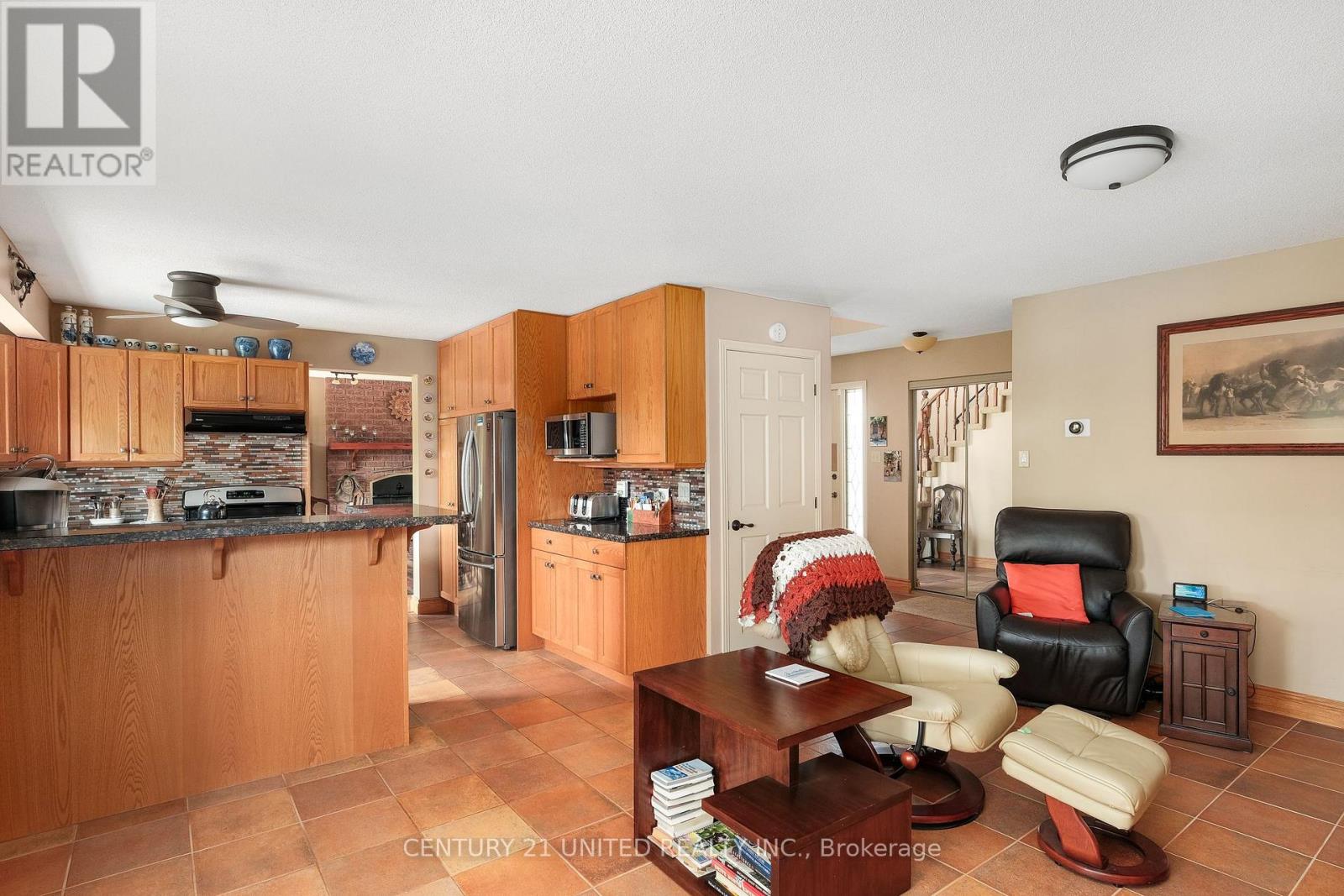 1890 Cherryhill Road, Peterborough West, Ontario  K9K 2E3 - Photo 10 - X12178957