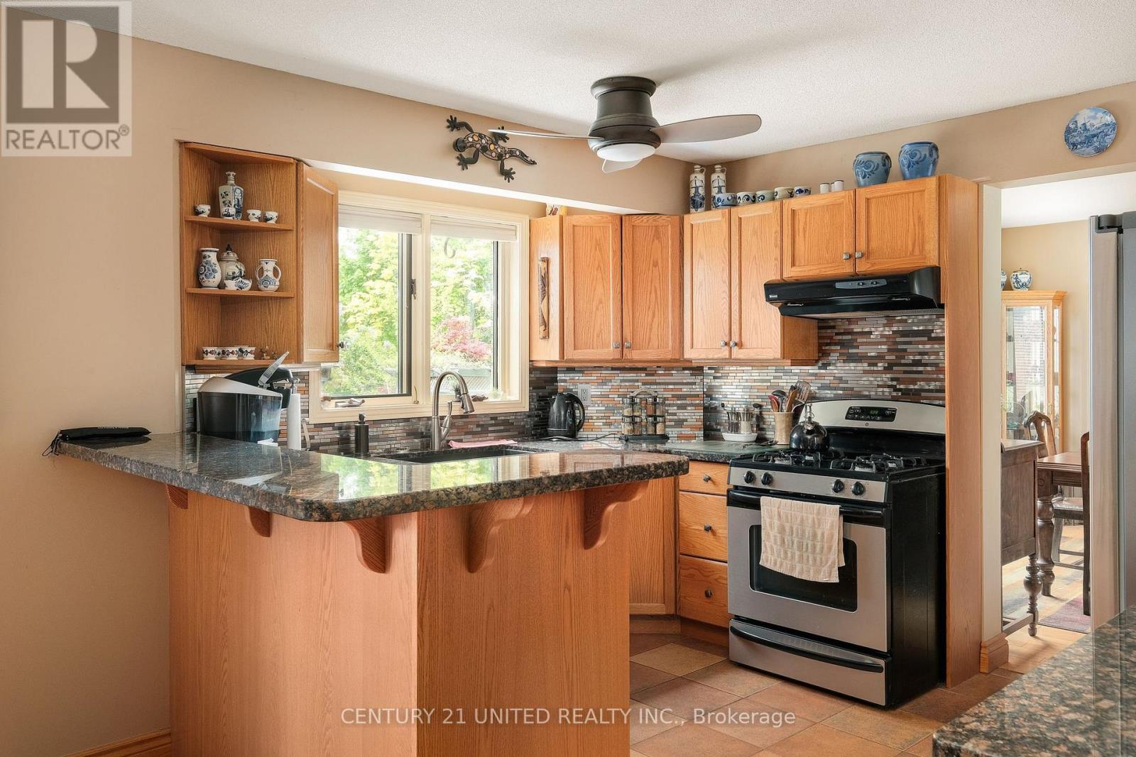 1890 Cherryhill Road, Peterborough West, Ontario  K9K 2E3 - Photo 9 - X12178957