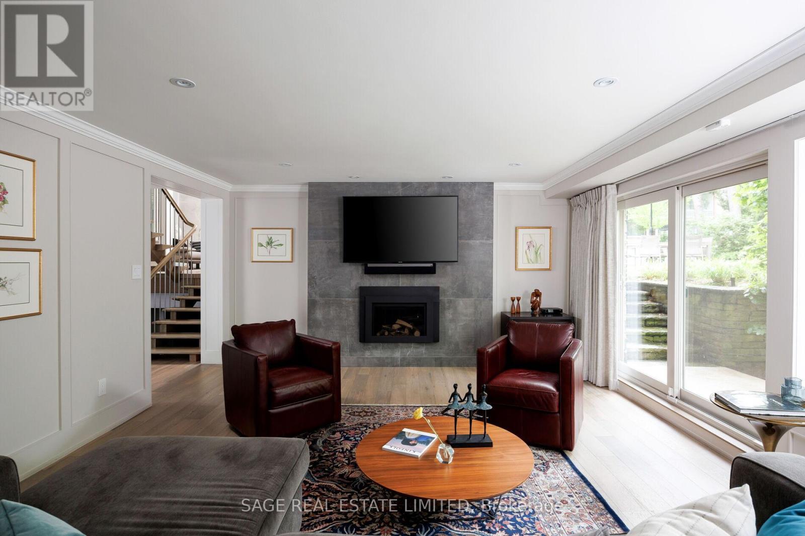 16 Ripplewood Road, Toronto (Edenbridge-Humber Valley), Ontario  M9A 3H9 - Photo 40 - W12178705
