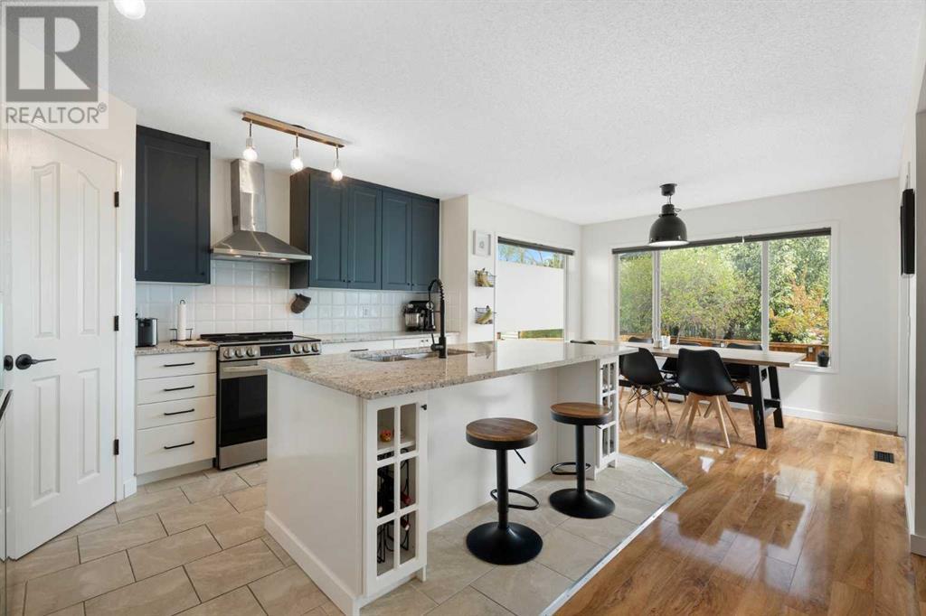 320 Douglas Glen Point Se, Calgary, Alberta  T2Z 3G3 - Photo 10 - A2223391