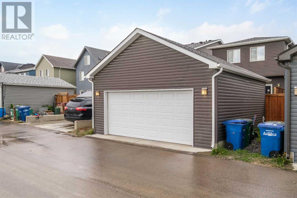 1093 Chinook Gate Heath Sw, Airdrie, Alberta  T3B 5E1 - Photo 48 - A2223756