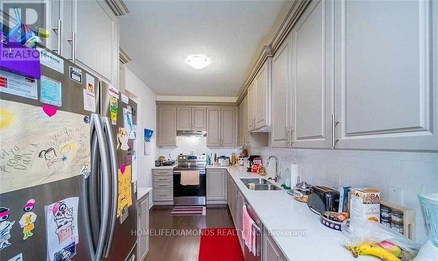 24 Bruton Street, Thorold, Ontario  L2V 0J6 - Photo 6 - X12178904