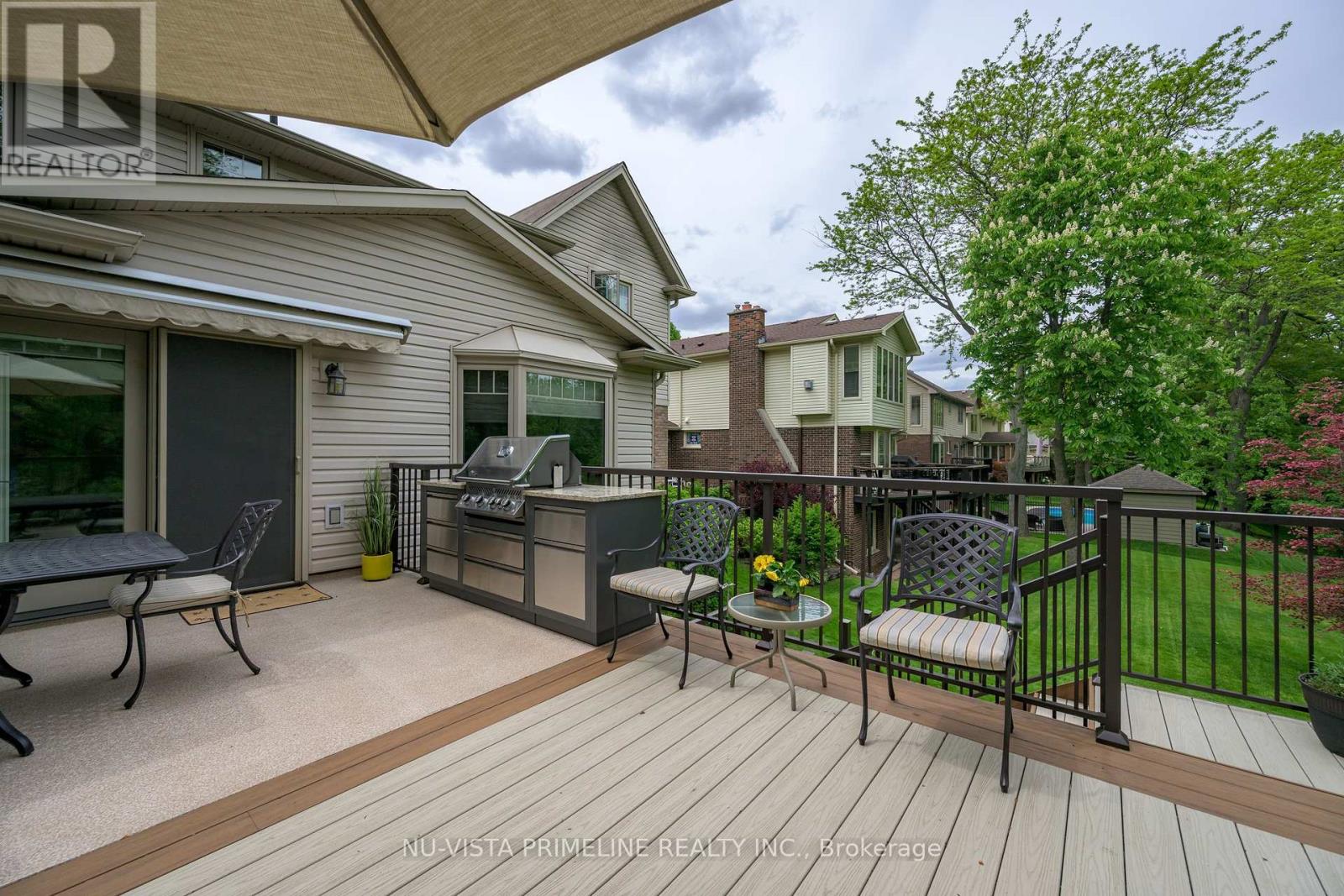 60 Meridene Crescent E, London North, Ontario  N5X 1G5 - Photo 37 - X12178967