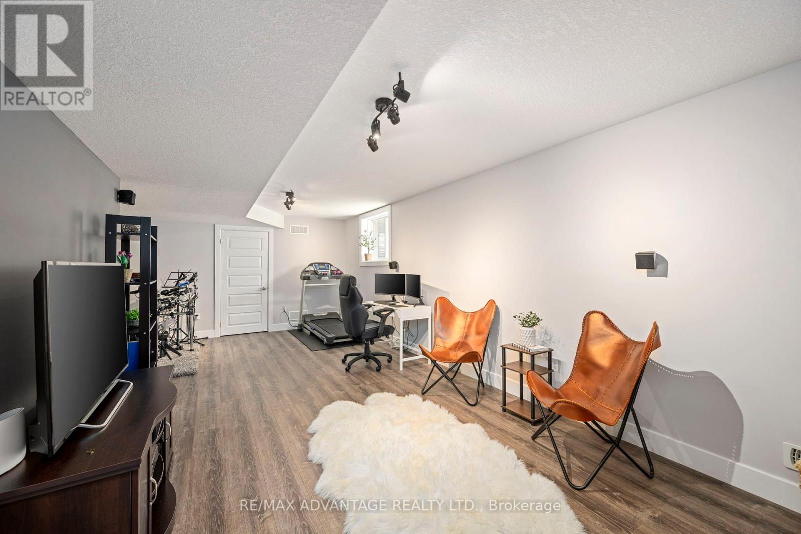 380 Tansbury Street, London North, Ontario  N6G 0R6 - Photo 23 - X12179039