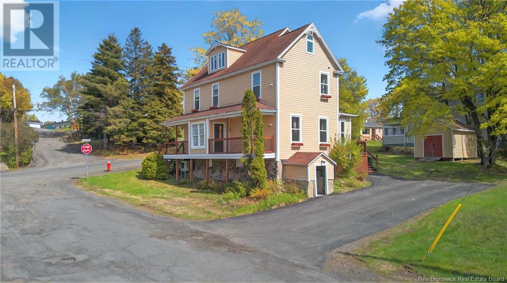 Property at 25 Central Street image 3