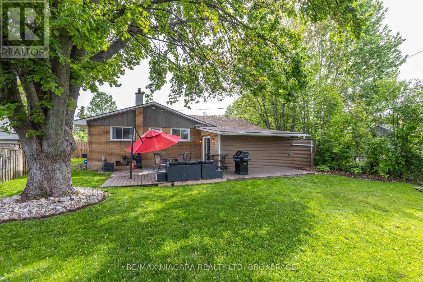 Property at 8401 BREADNER CRESCENT image 3