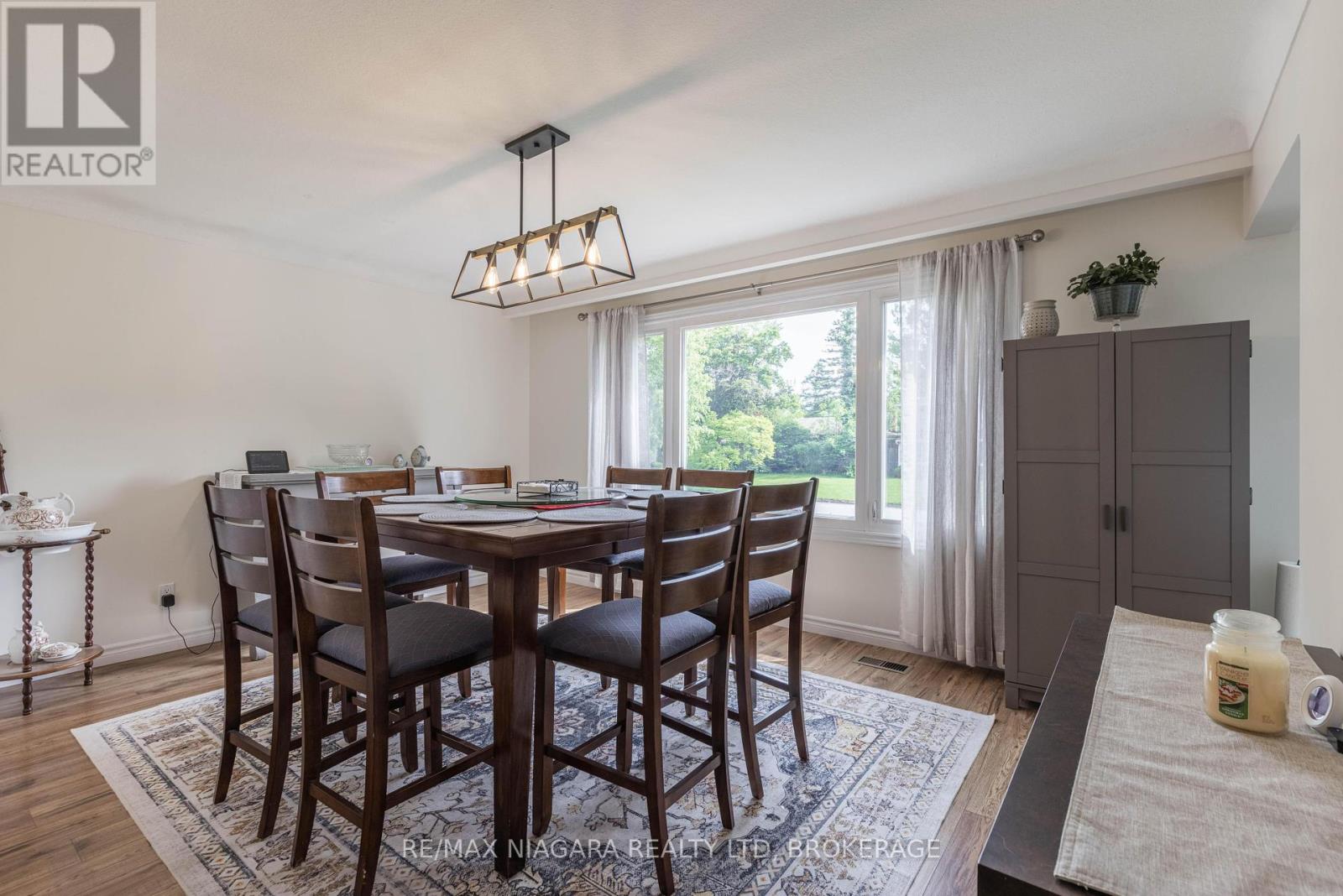 Property at 8401 BREADNER CRESCENT image 4