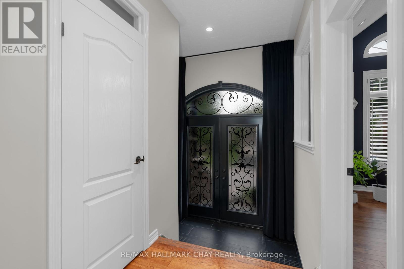 Property at 70 CUMMING DRIVE image 2