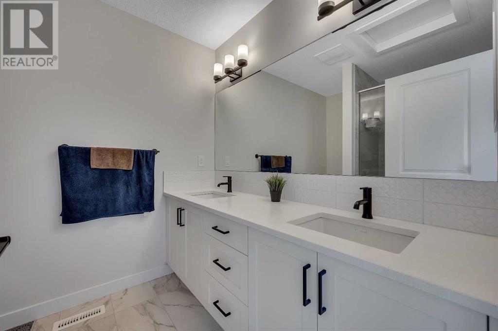 1125 Bayview Gardens Sw, Airdrie, Alberta  T4B 5K3 - Photo 32 - A2223902