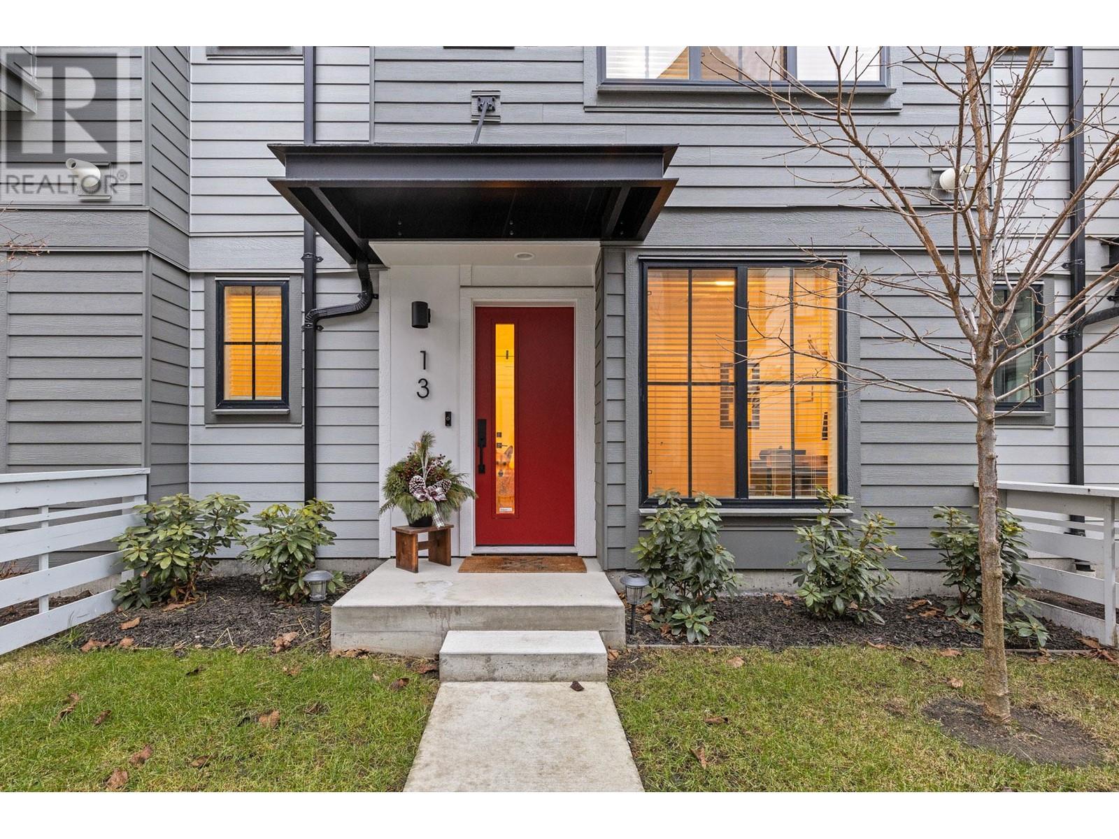 307 Glen Park Drive Unit# 13, Kelowna, British Columbia