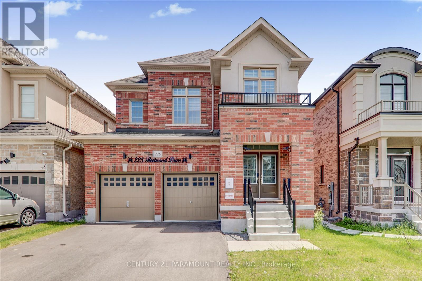 225 FLEETWOOD DRIVE, Oshawa, Ontario