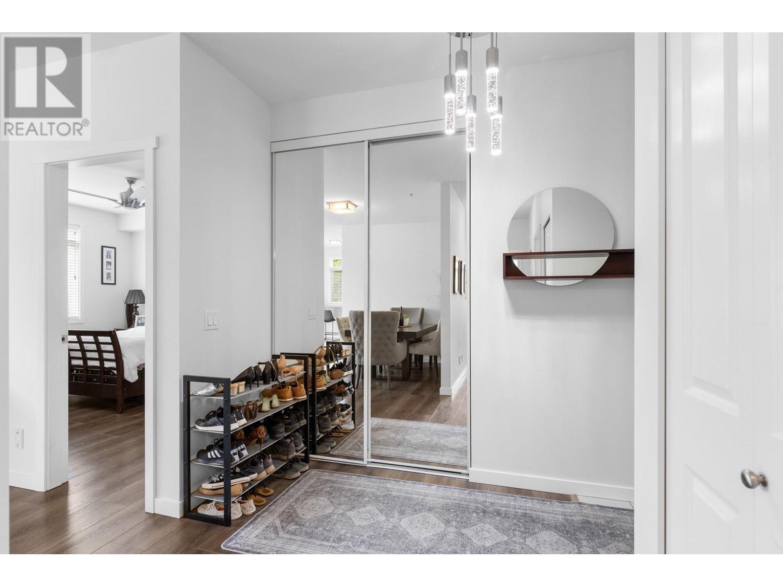 1350 Ridgeway Drive Unit# 303, Kelowna, British Columbia  V1Y 9T8 - Photo 3 - 10349638