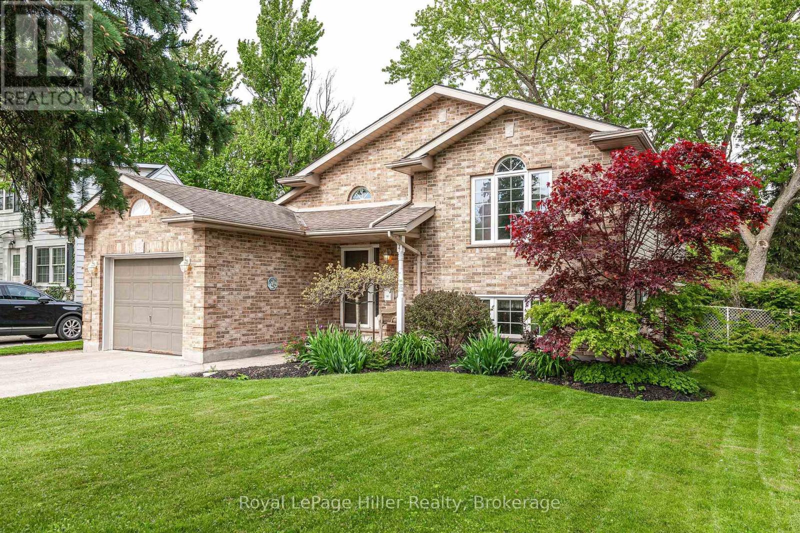 70 PLEASANT DRIVE, Stratford, Ontario
