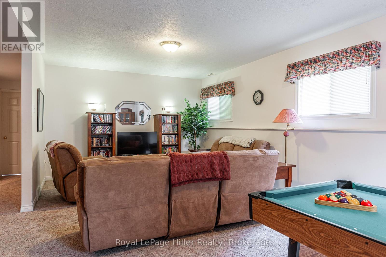 70 Pleasant Drive, Stratford, Ontario  N5A 4X3 - Photo 24 - X12179023