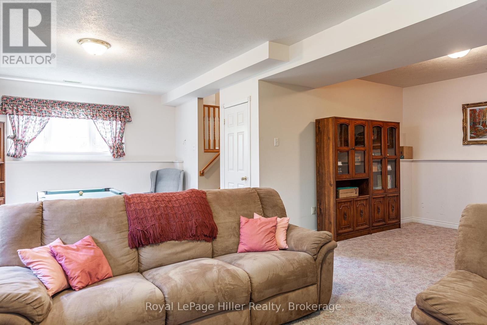 70 Pleasant Drive, Stratford, Ontario  N5A 4X3 - Photo 26 - X12179023