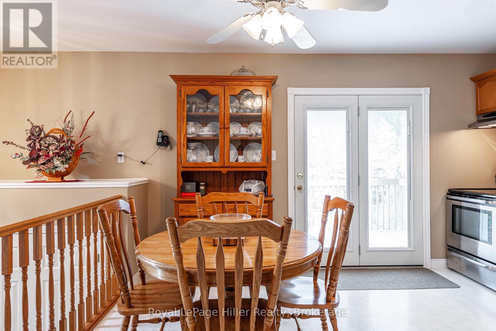 70 Pleasant Drive, Stratford, Ontario  N5A 4X3 - Photo 9 - X12179023