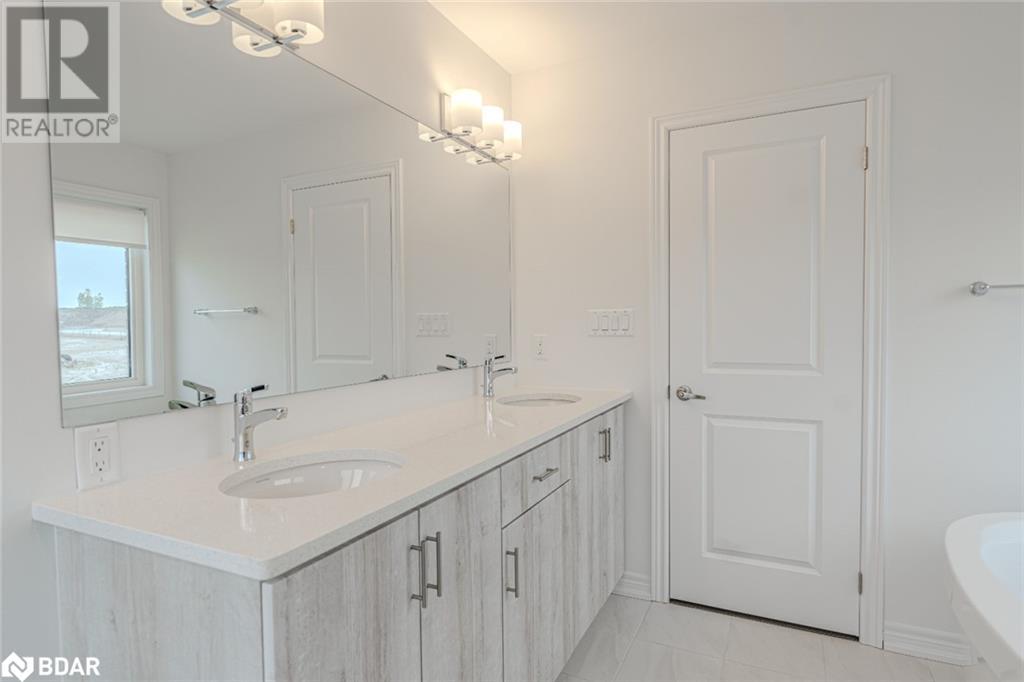 91 Thicketwood Avenue, Barrie, Ontario  L9J 0W8 - Photo 11 - 40733850