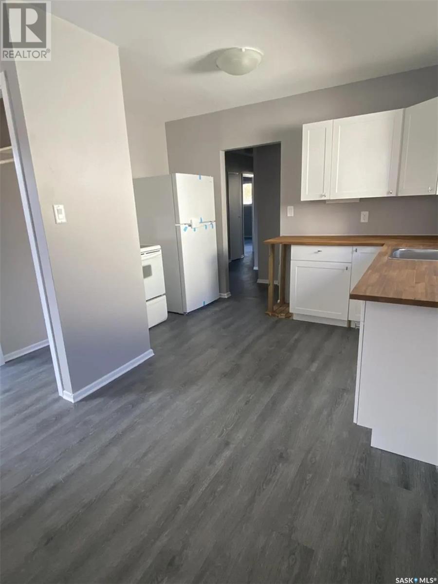 Property at 1227-1229 W AVENUE N image 3