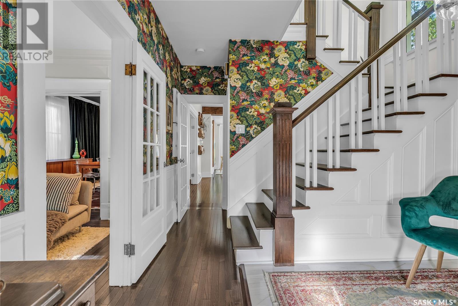 Property at 619 Lansdowne AVENUE image 3