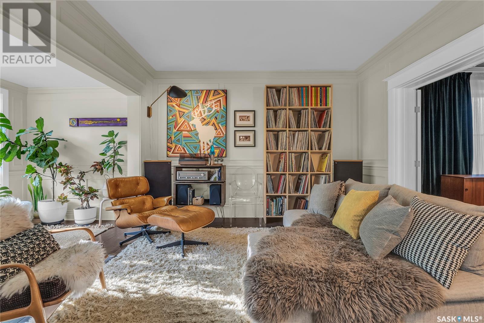 Property at 619 Lansdowne AVENUE image 4