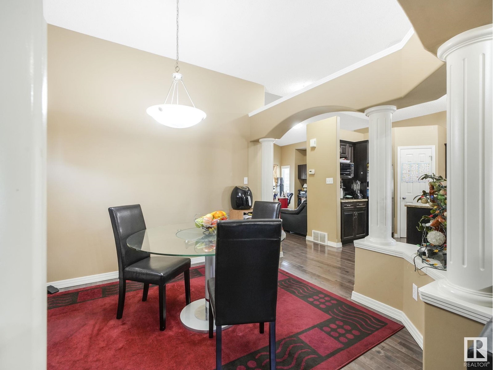 Property at 17039 74 ST NW image 2