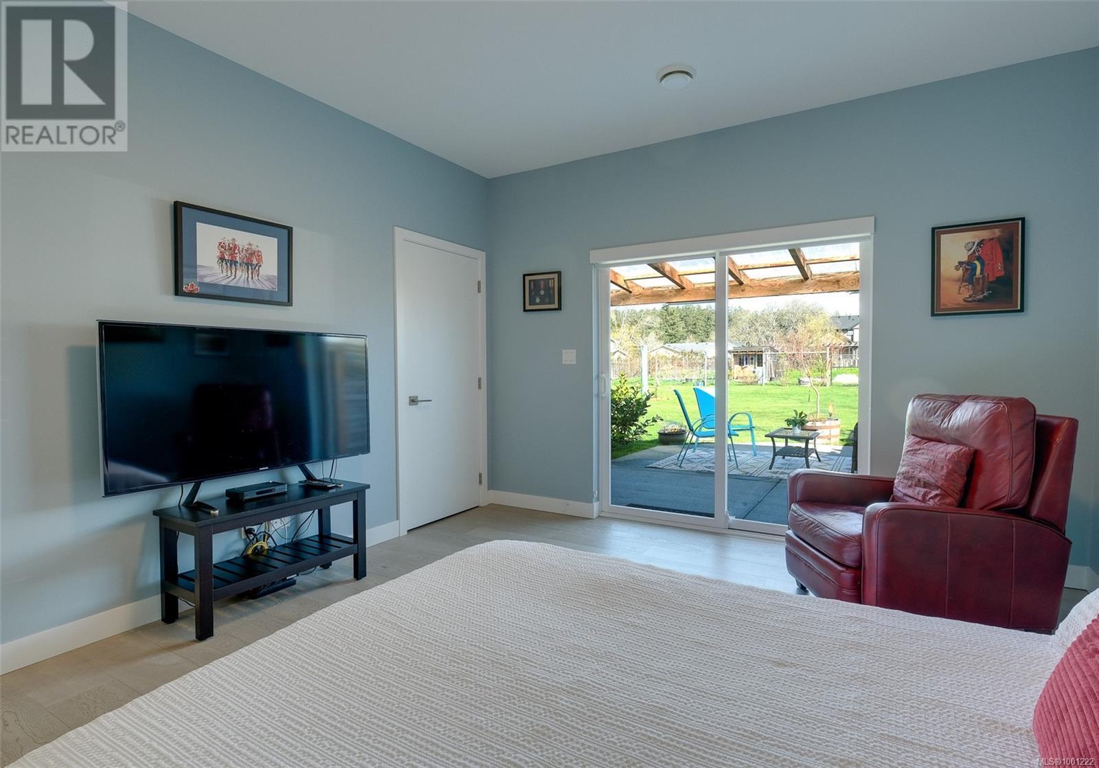 822 Wain Rd, North Saanich, British Columbia  V8L 5N8 - Photo 32 - 1001222