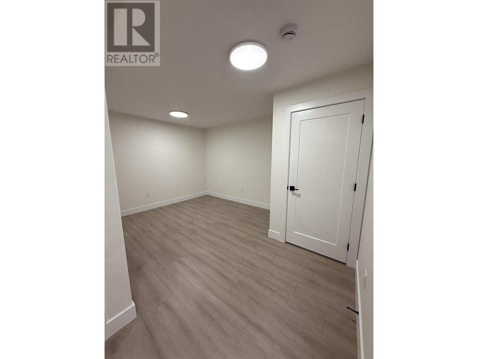 2 4212 Macdonald Avenue, Burnaby, British Columbia  V5M 2K2 - Photo 25 - R2945564