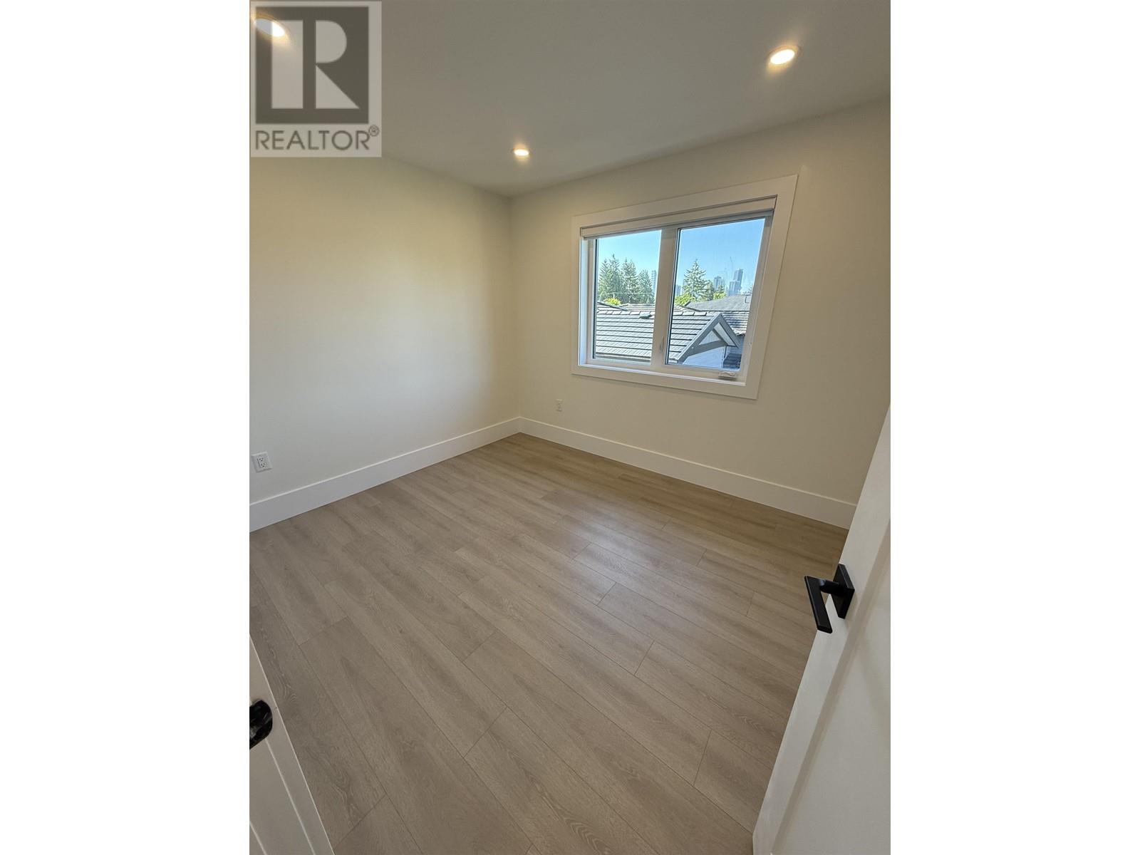 2 4212 Macdonald Avenue, Burnaby, British Columbia  V5M 2K2 - Photo 16 - R2945564