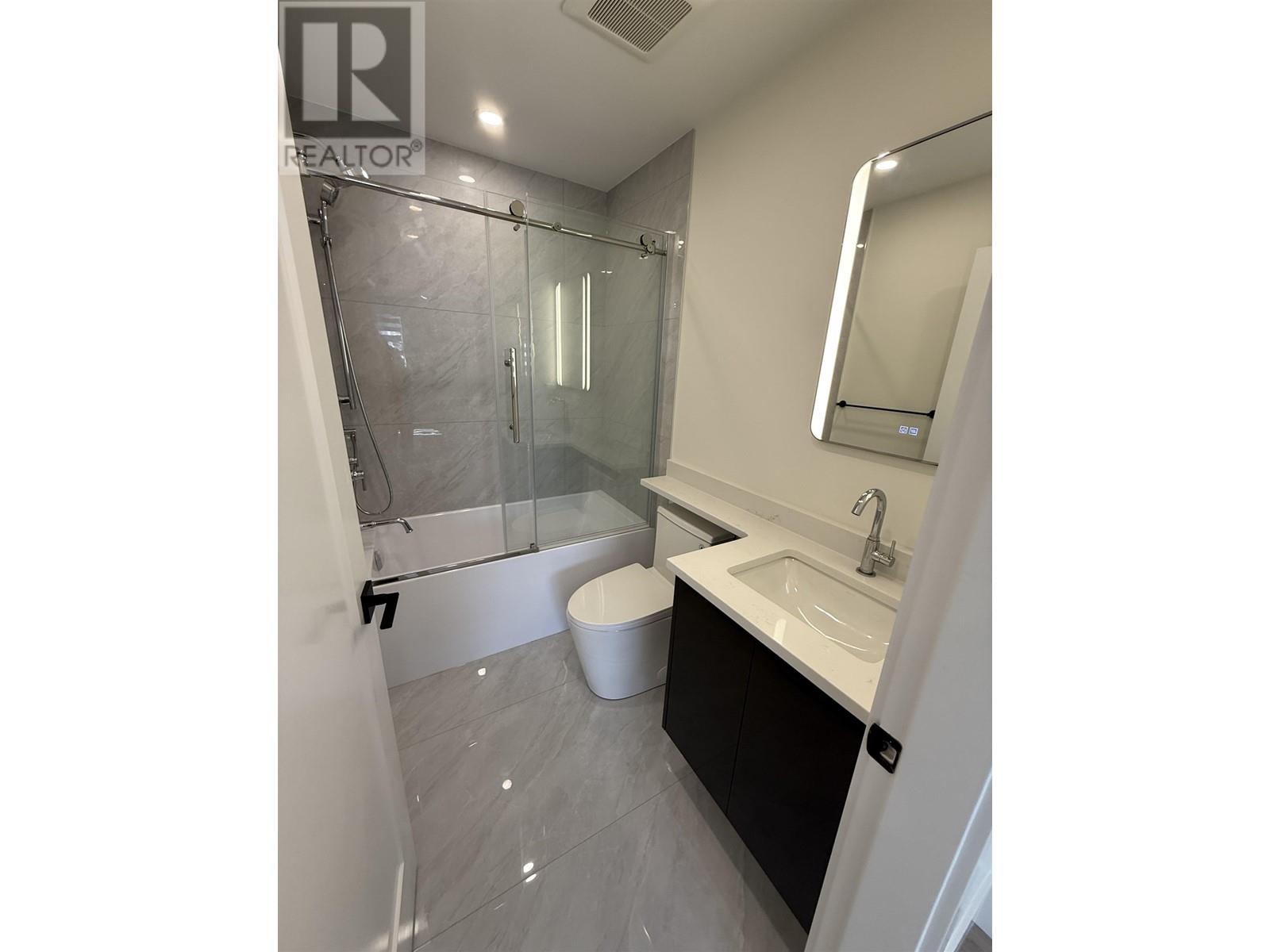 2 4212 Macdonald Avenue, Burnaby, British Columbia  V5M 2K2 - Photo 15 - R2945564