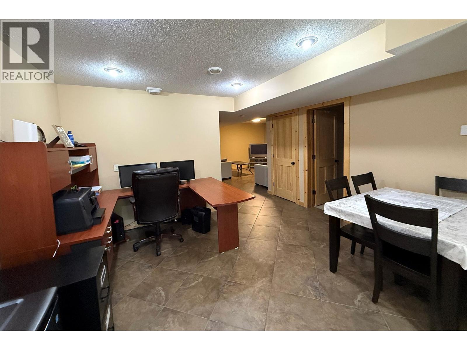 940 313th Drive, Kimberley, British Columbia V1A 3J8 - Photo 48 - 10337745