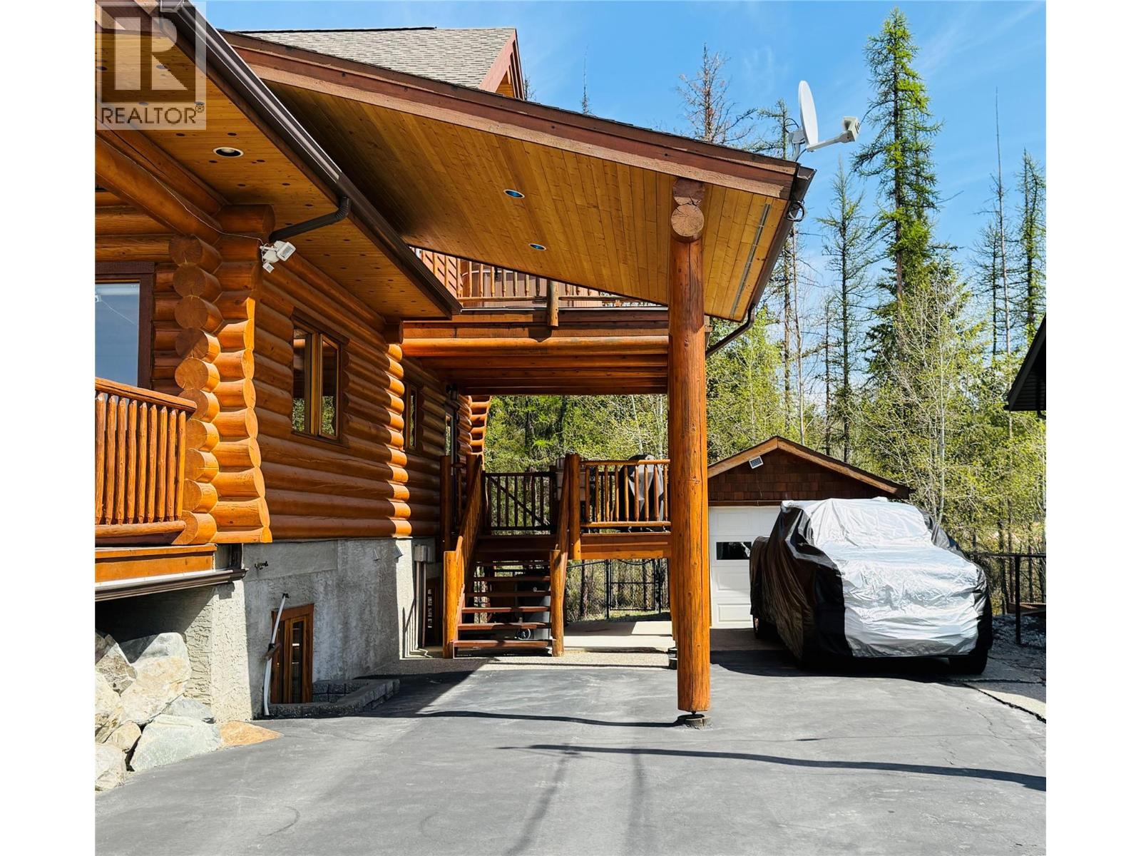 940 313th Drive, Kimberley, British Columbia V1A 3J8 - Photo 4 - 10337745