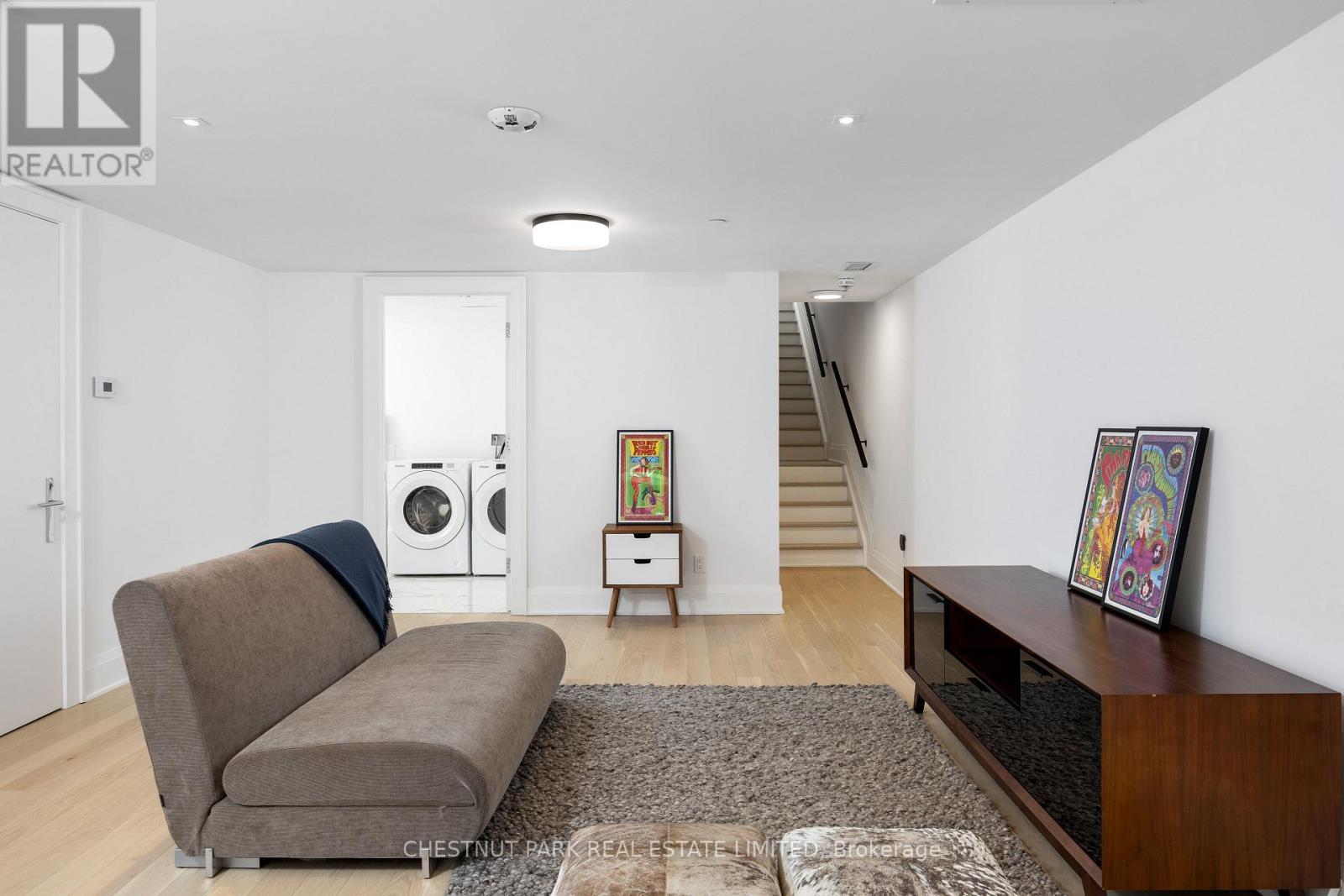 75 Foxbar Road, Toronto, Ontario  M4V 2G5 - Photo 41 - C12179014