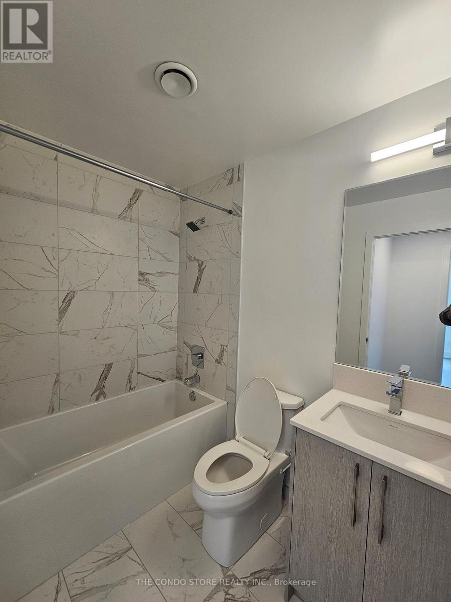 304 - 8 Manor Road E, Toronto, Ontario  M4S 2A5 - Photo 8 - C12179038