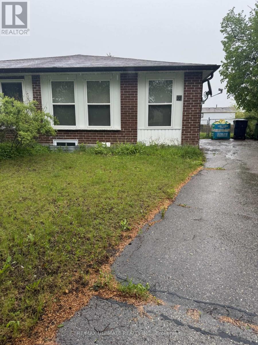 27 BRISBOURNE GROVE, Toronto, Ontario