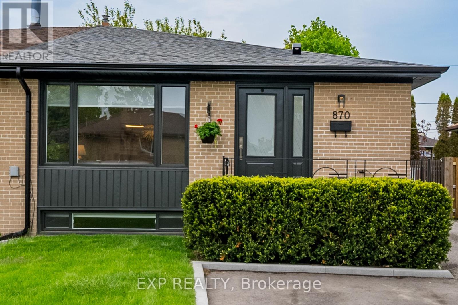870 Modlin Road, Pickering, Ontario  L1W 1V7 - Photo 1 - E12178966