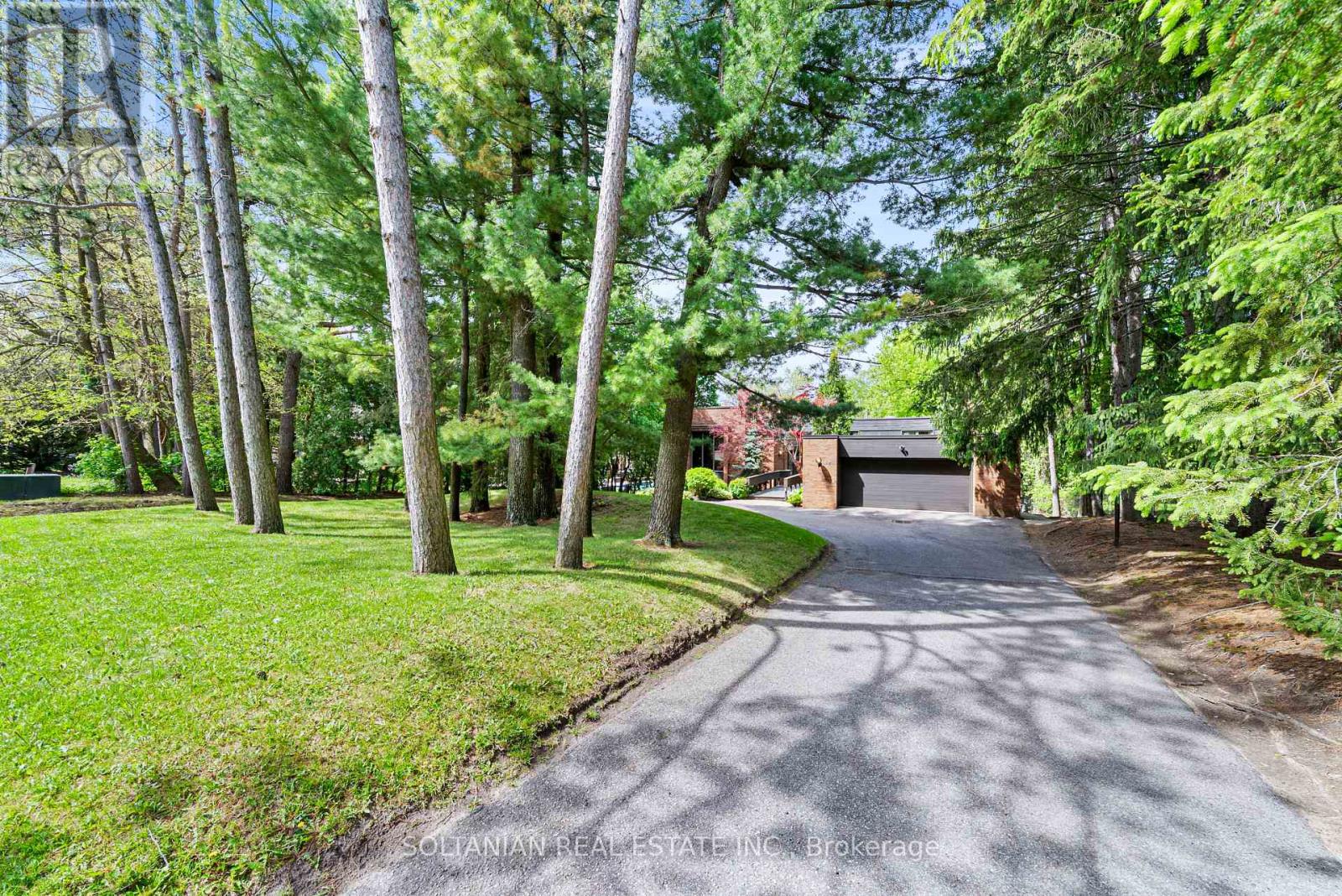 18 OLD ENGLISH LANE, Markham, Ontario