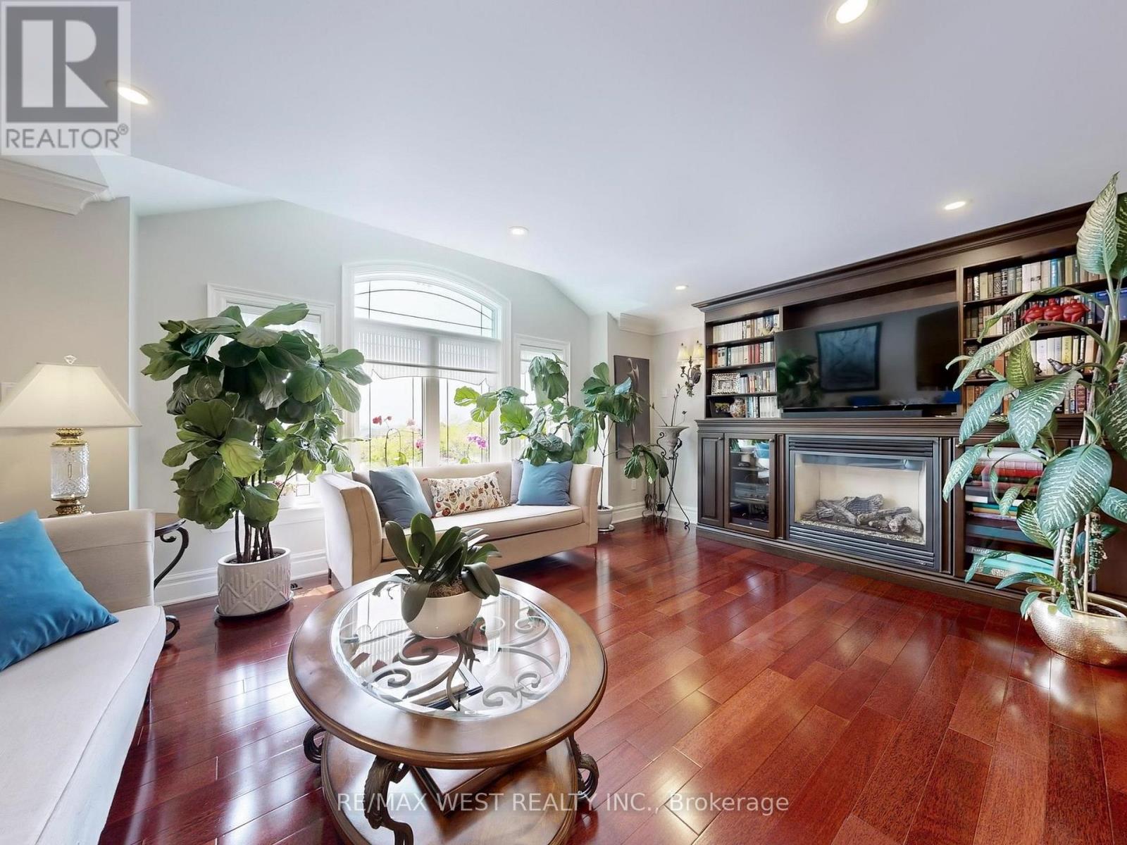 76 Petticoat Road, Vaughan, Ontario  L6A 0L8 - Photo 12 - N12179057