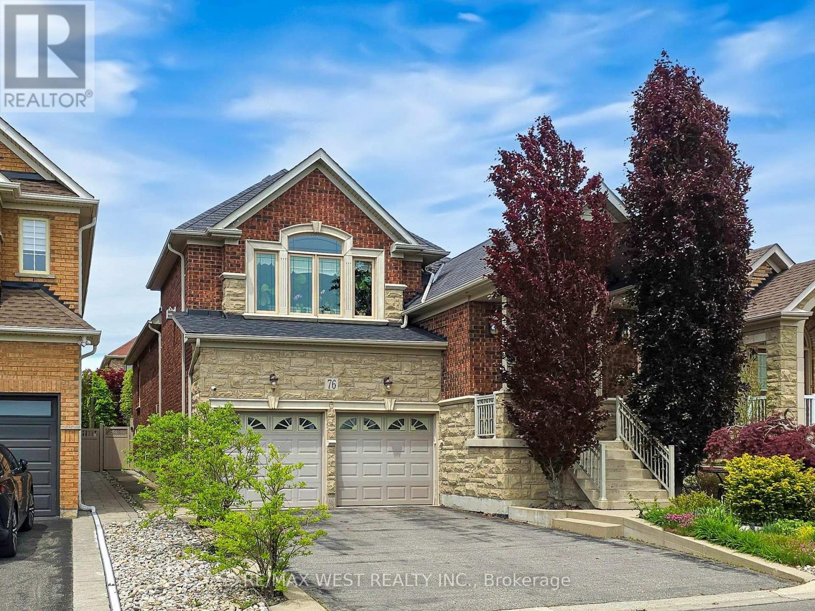 76 Petticoat Road, Vaughan, Ontario  L6A 0L8 - Photo 2 - N12179057