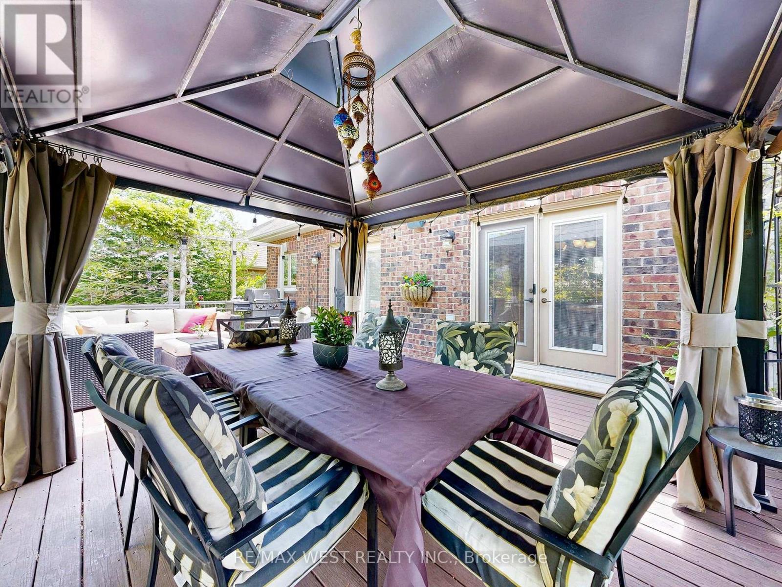 76 Petticoat Road, Vaughan, Ontario  L6A 0L8 - Photo 39 - N12179057