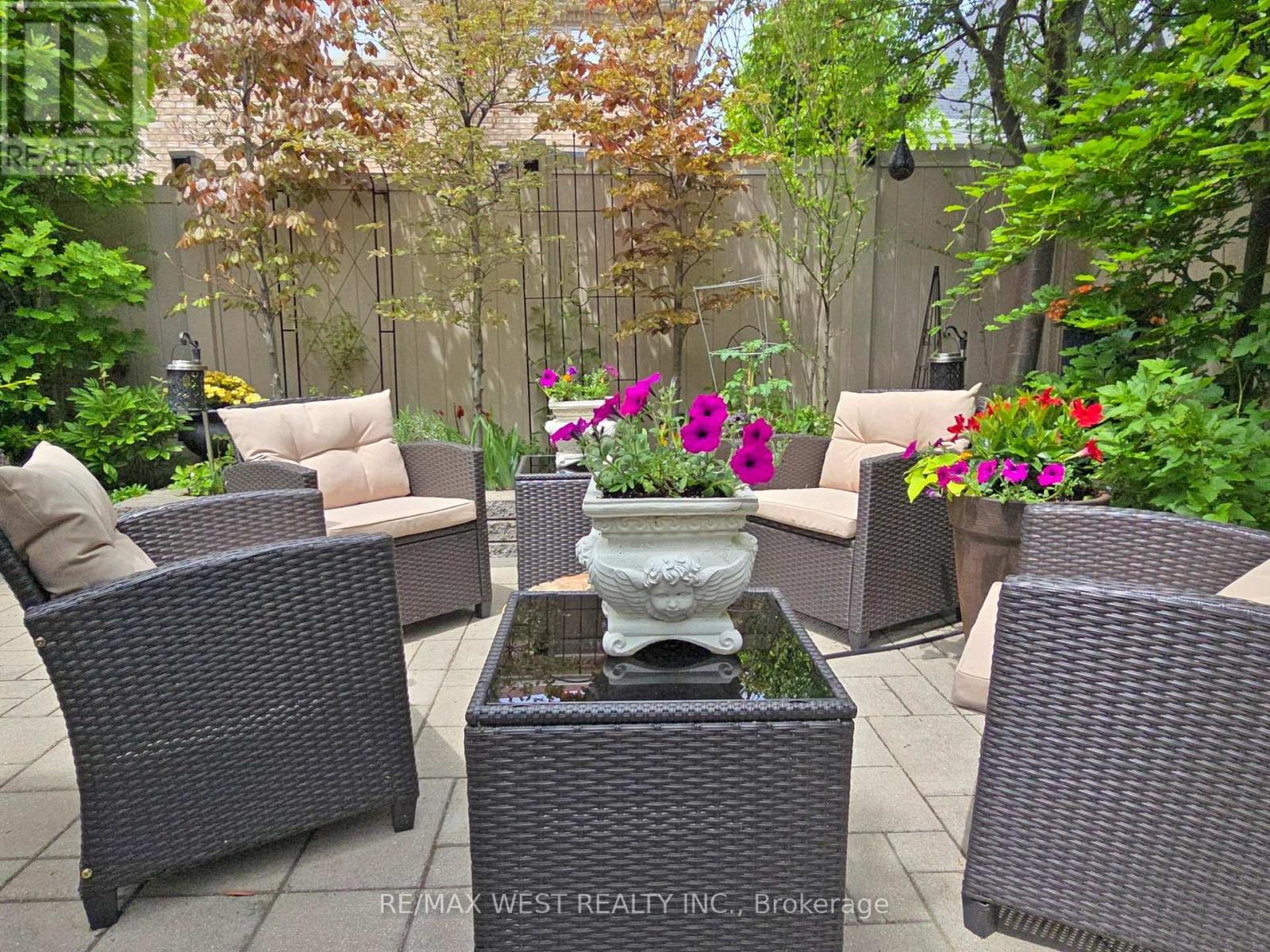 76 Petticoat Road, Vaughan, Ontario  L6A 0L8 - Photo 44 - N12179057