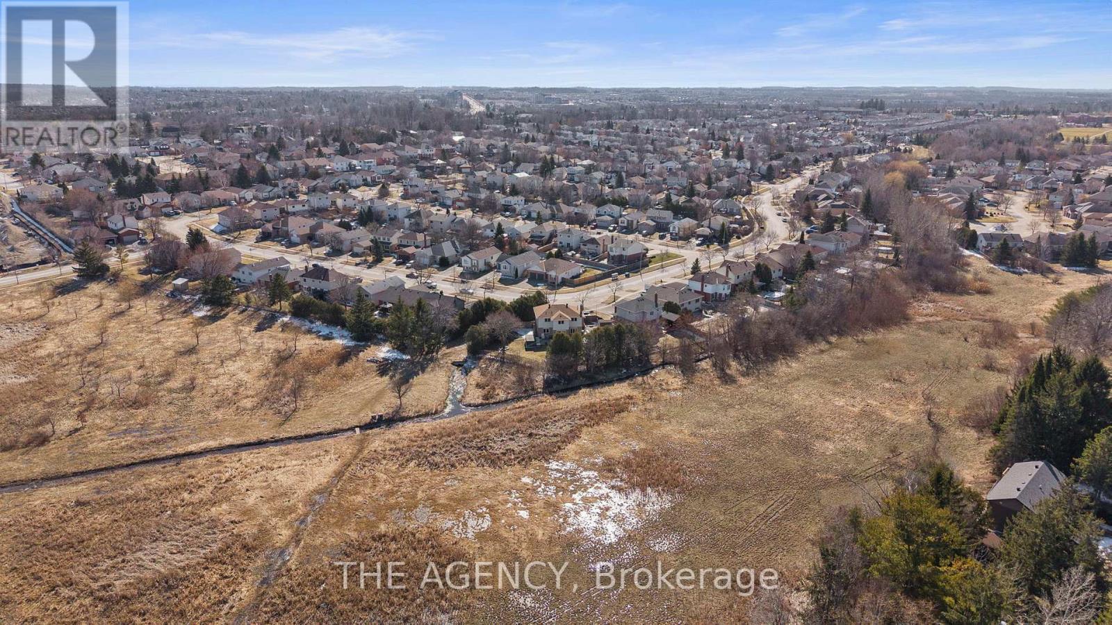 22 Herrell Avenue, Barrie (Painswick North), Ontario  L4N 6T5 - Photo 46 - S12178948