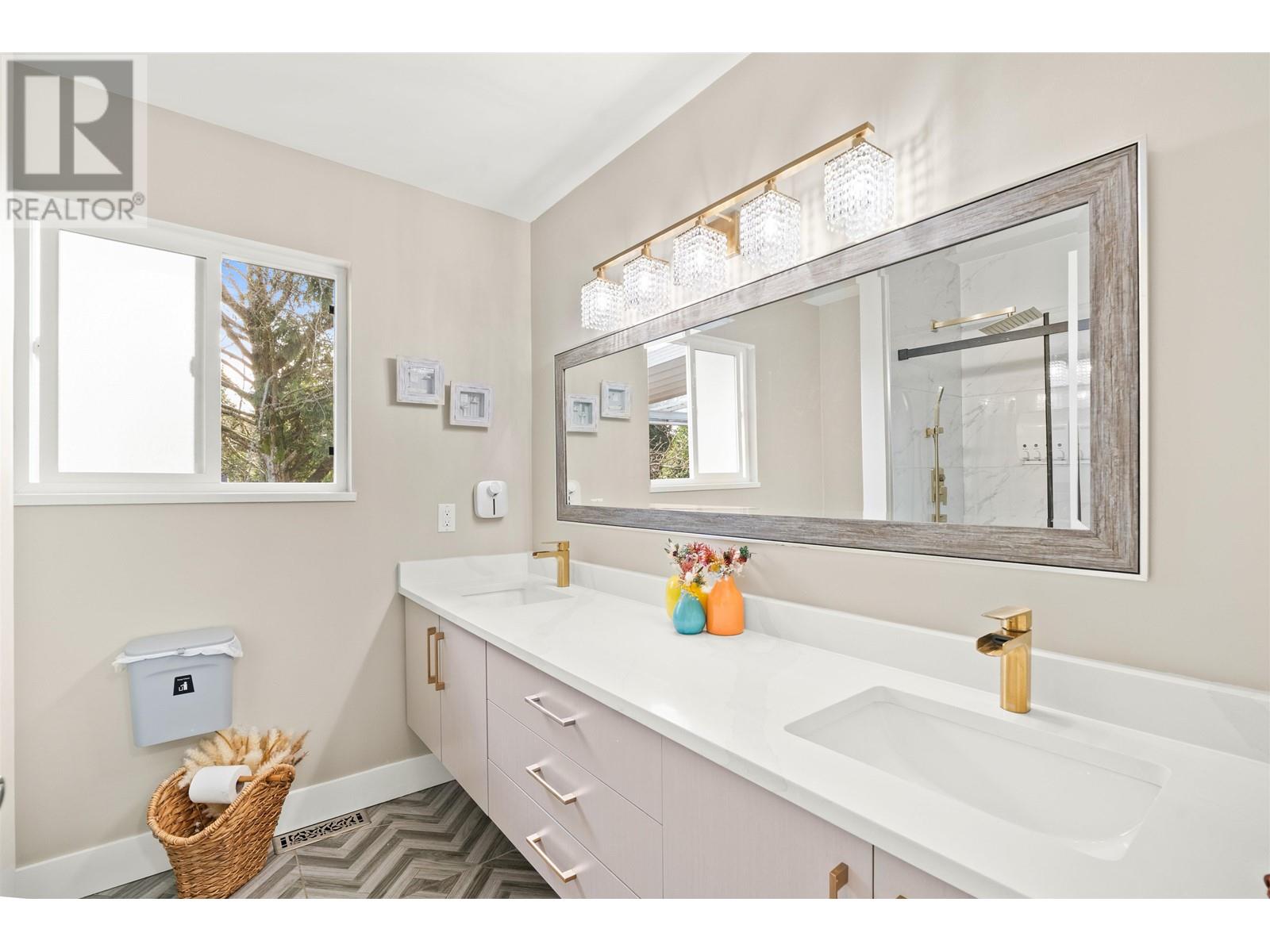 2333 Kirkstone Road, North Vancouver, British Columbia  V7J 3M1 - Photo 22 - R2984397