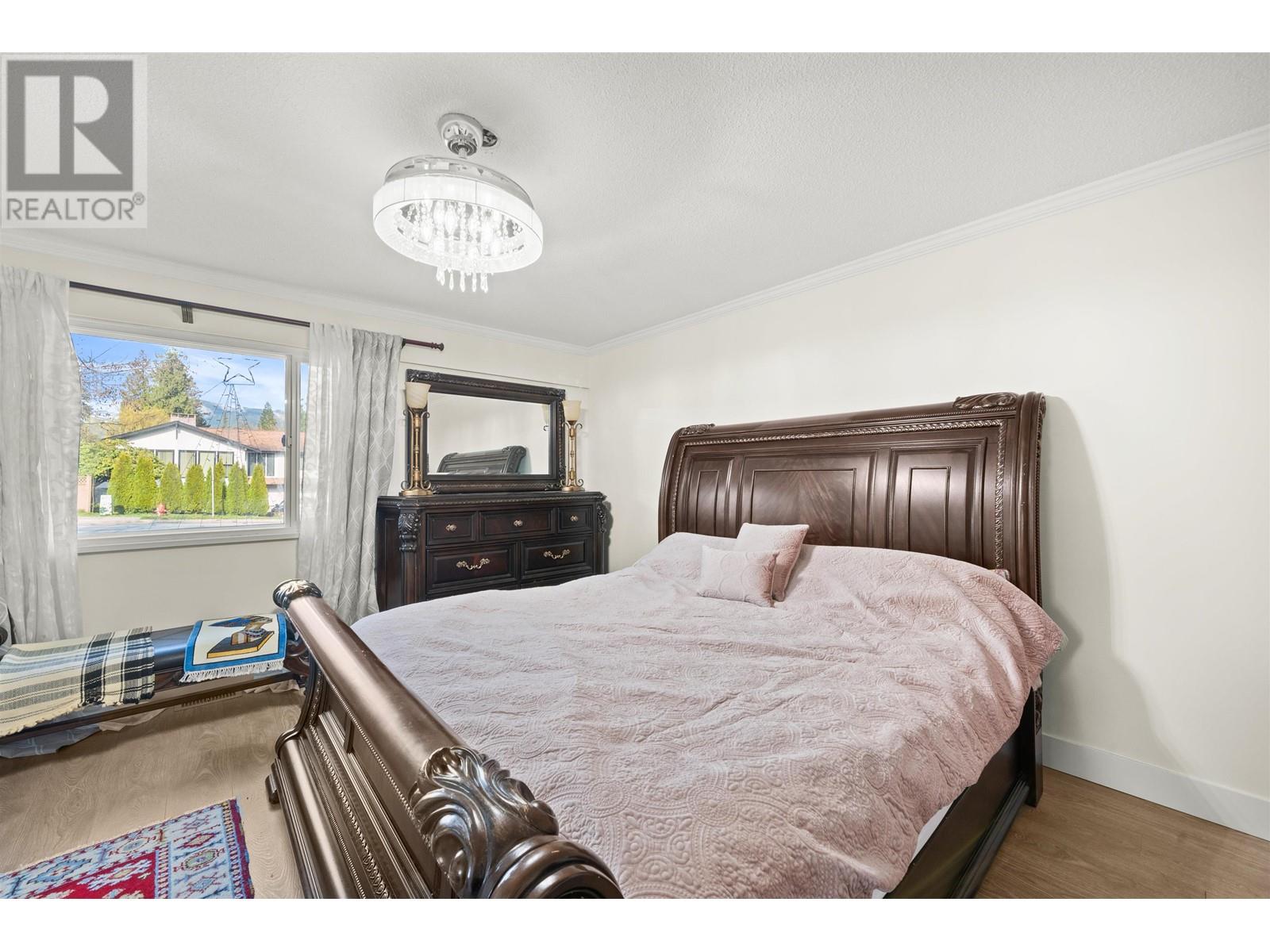 2333 Kirkstone Road, North Vancouver, British Columbia  V7J 3M1 - Photo 13 - R2984397
