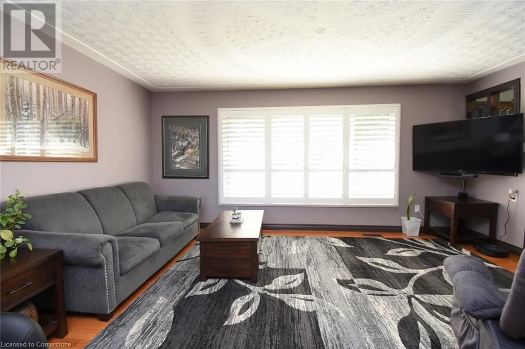 Property at 54 CHESTER Road image 5