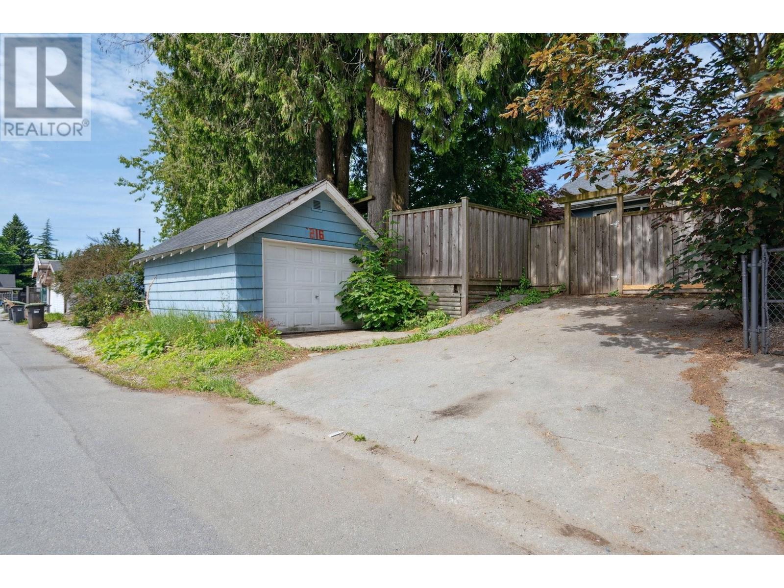 1216 Edinburgh Street, New Westminster, British Columbia  V3M 2V8 - Photo 30 - R2990365