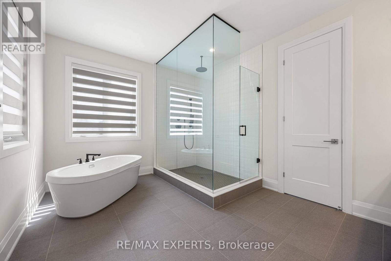 60 Rosshaven Crescent, Vaughan, Ontario  L4H 5C6 - Photo 38 - N12178106